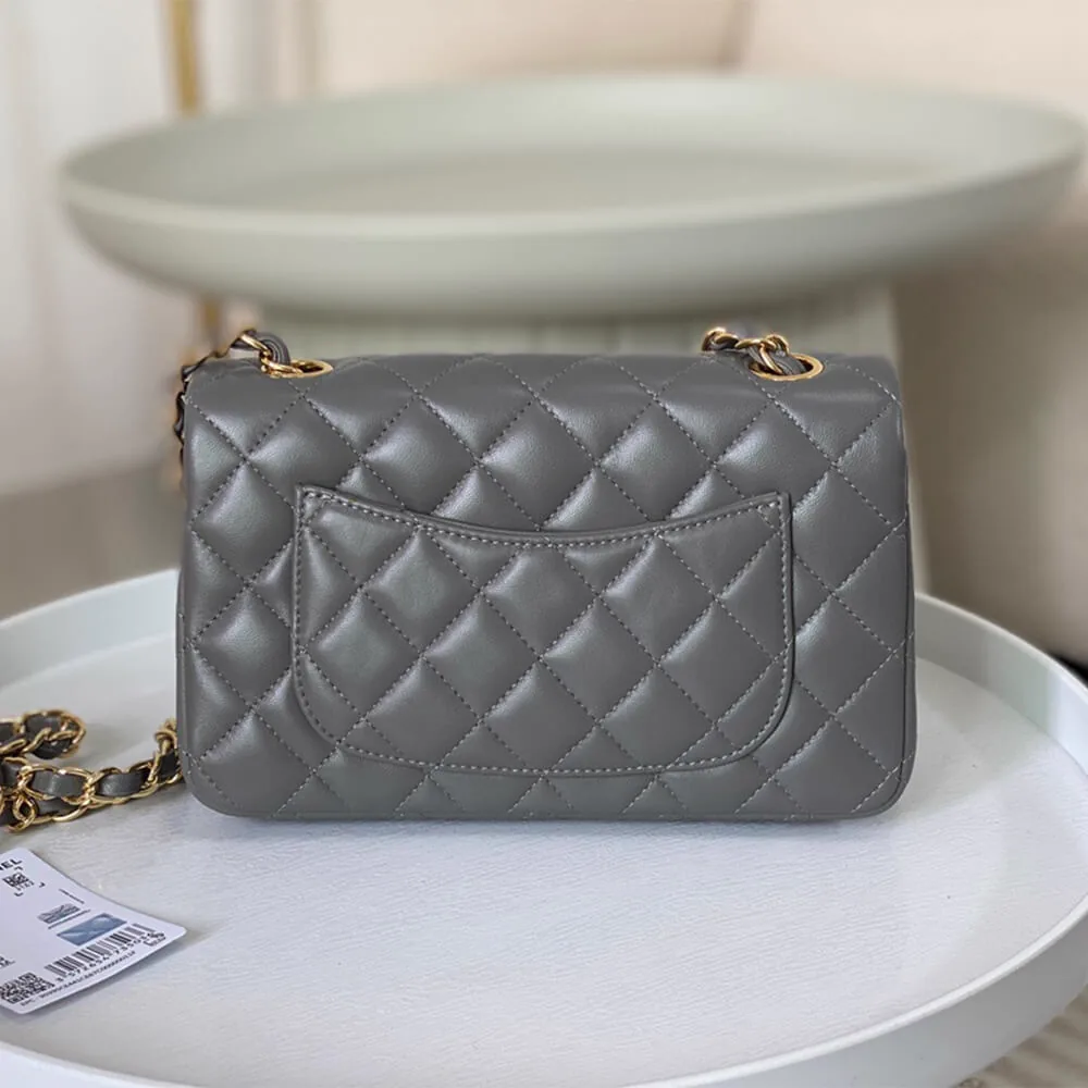 Reference image illustrating Replica Chanel Mini Flap Bag – A Detailed Guide to the Iconic Quilted Crossbody
