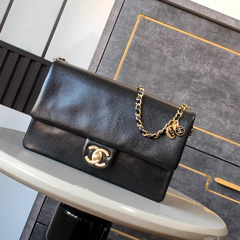 Replica CHANEL Small Flap Bag – Classic Quilted Lambskin with CC Turn-Lock Closure cover image