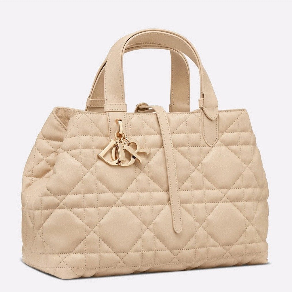 Replica Dior Toujours Medium Bag in Beige Macrocannage Calfskin – Style & Design Guide cover image