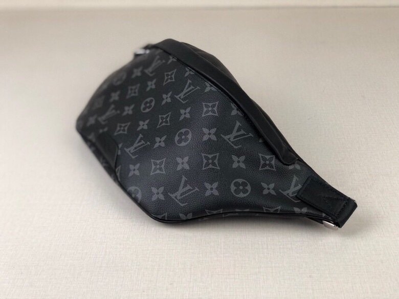 Reference image illustrating Replica Louis Vuitton Discovery Backpack M44336 – Style, Design & History