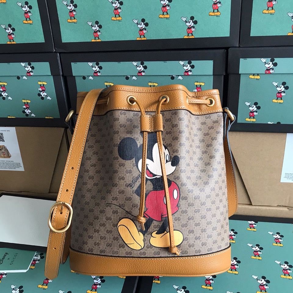 Replica Disney x Gucci Bucket Bag – A Collector’s Guide to the Collaborative Silhouette cover image