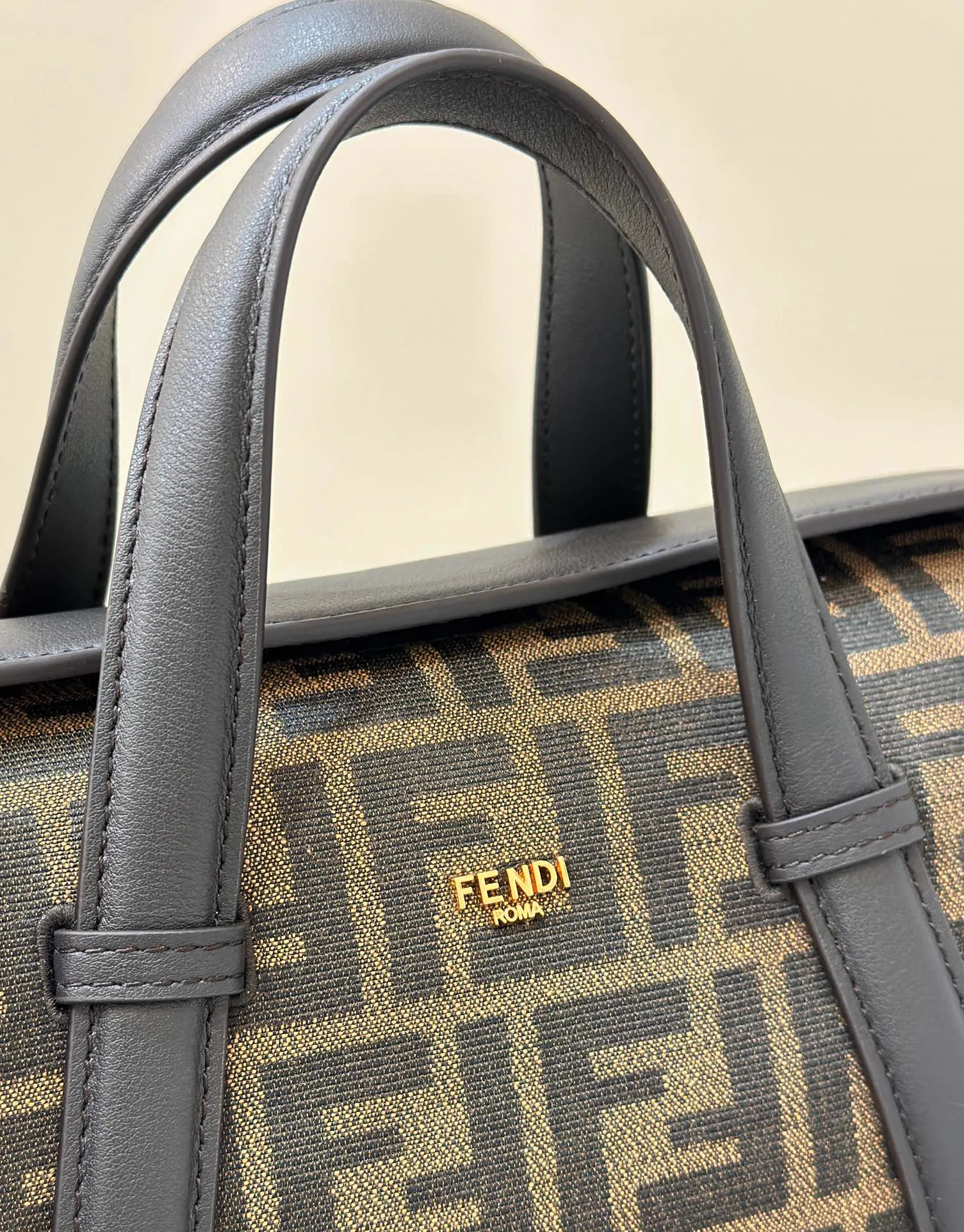 Reference image illustrating Replica Fendi Boston Bag: A Detailed Guide to the Iconic Silhouette