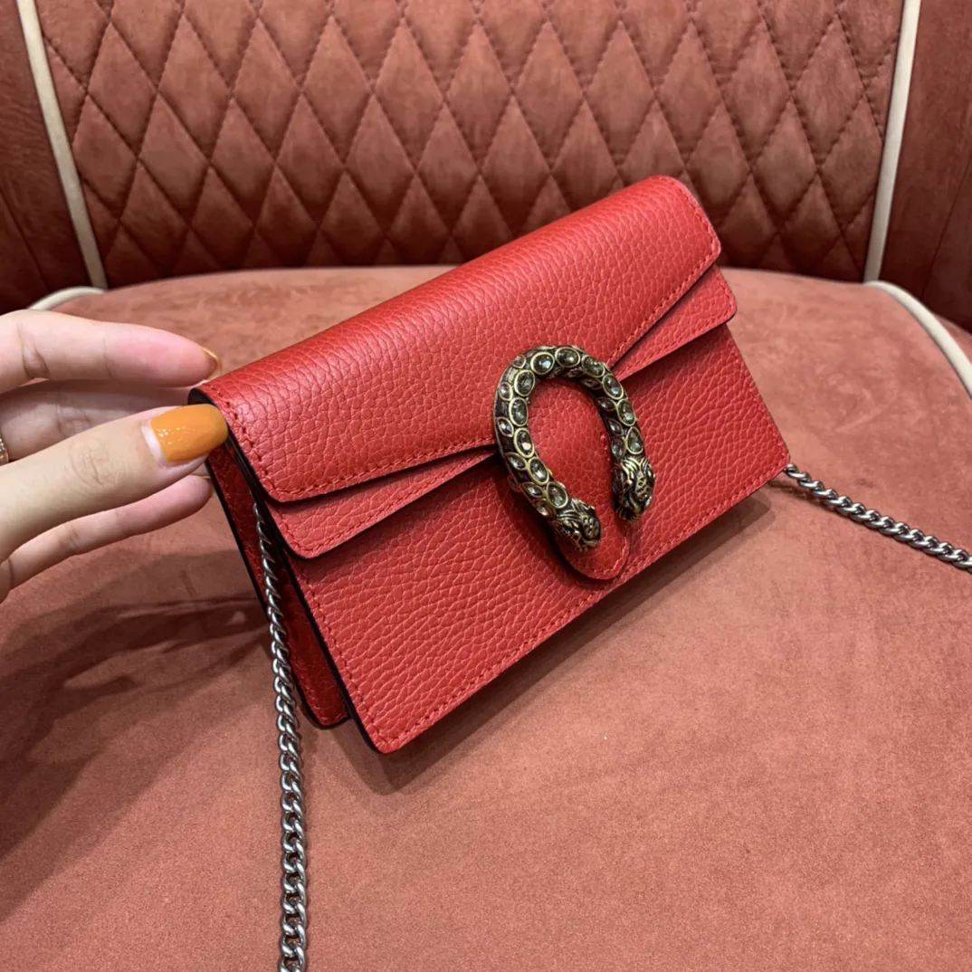 Reference image illustrating Replica Gucci GG Dionysus Bag – Design, History & Styling Guide