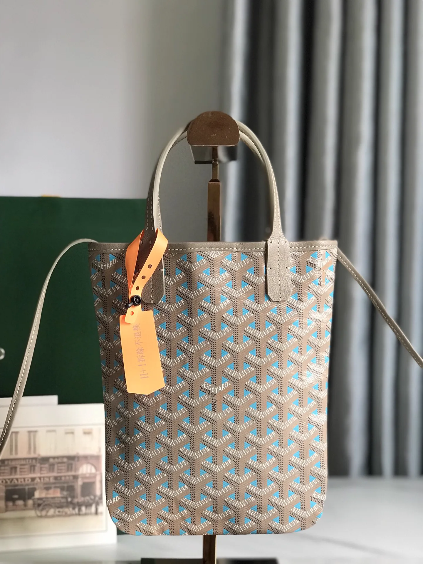 Replica Goyard Poitires Bag – A Detailed Look at the Design and Style thumbnail