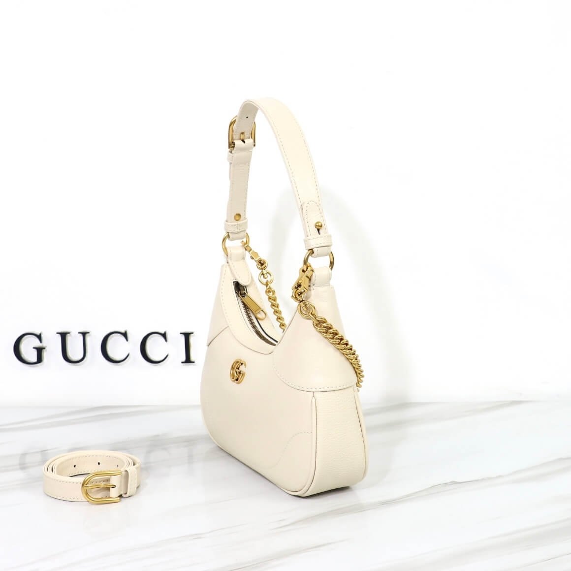 Reference image illustrating Replica Gucci Aphrodite Small Shoulder Bag – Design, History & Styling Guide