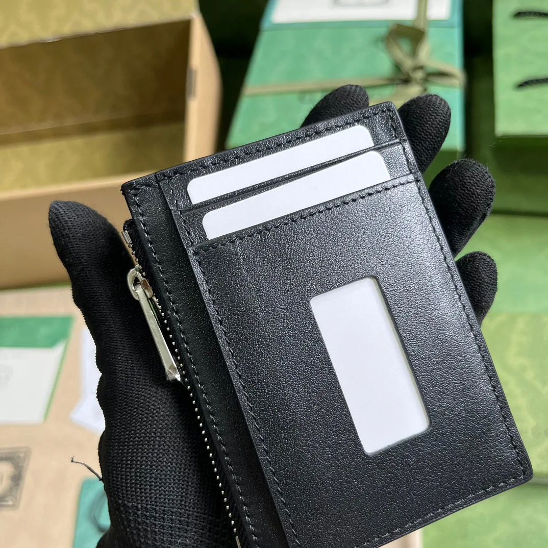 Reference image illustrating Replica Gucci Bi-Fold Wallet in GG Supreme Canvas and Leather