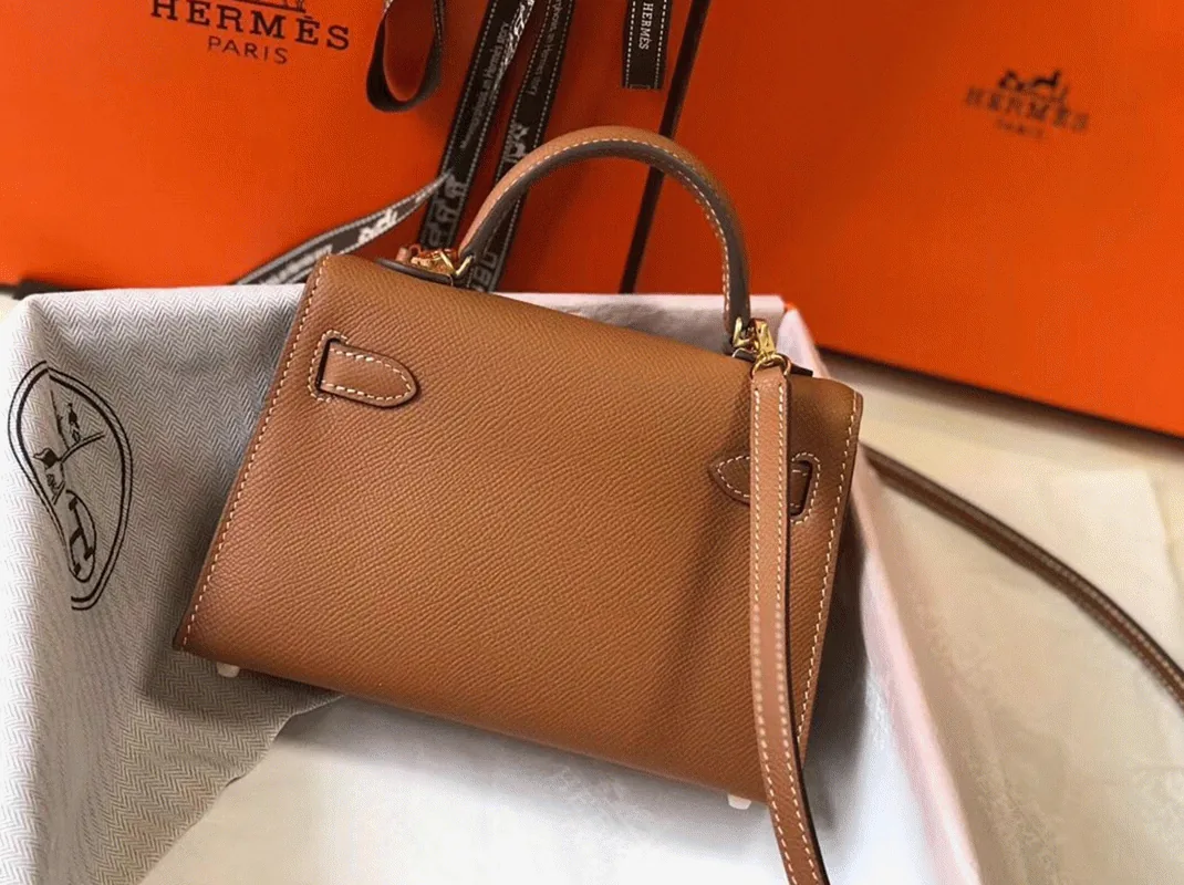 Reference image illustrating Replica Hermès Kelly Mini II Bag in Gold: History, Design & Styling of the Iconic Kelly