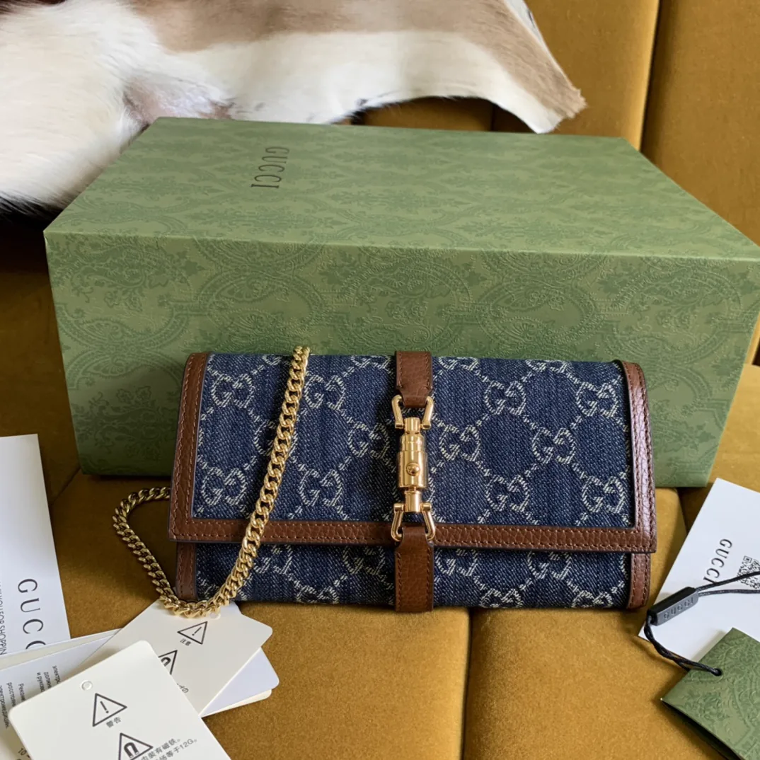 Replica Gucci Jackie 1961 Chain Wallet – Compact Icon with Detachable Strap thumbnail