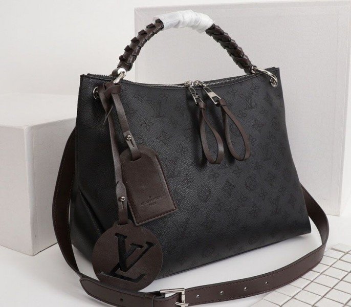 Reference image illustrating Replica LV Mahina Beaubourg MM Hobo in Black – Design, History & Styling Guide