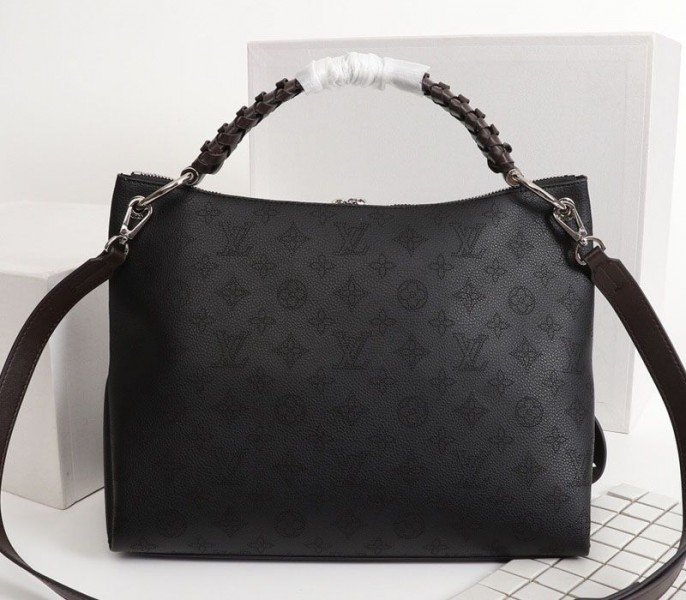 Reference image illustrating Replica LV Mahina Beaubourg MM Hobo in Black – Design, History & Styling Guide