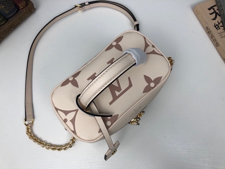 Reference image illustrating Replica Louis Vuitton Pochette Métis: The Iconic Crossbody Bag Explained