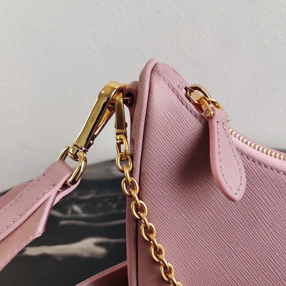 Reference image illustrating Replica Prada Re-Edition 2005 Shoulder Bag in Pink – Design & Style Guide