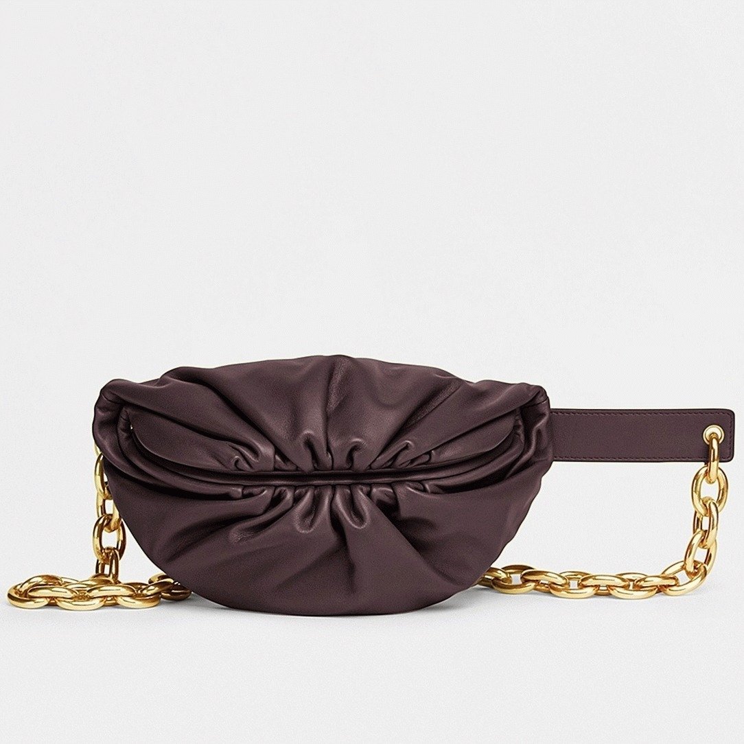 Replica Bottega Veneta The Pouch Belt Bag in Grape – Hands-Free Nappa Leather Style thumbnail