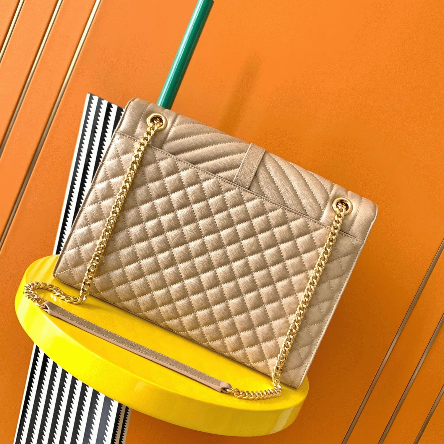 Reference image illustrating Replica Saint Laurent Envelope Large Bag Beige – Design, History & Styling Guide