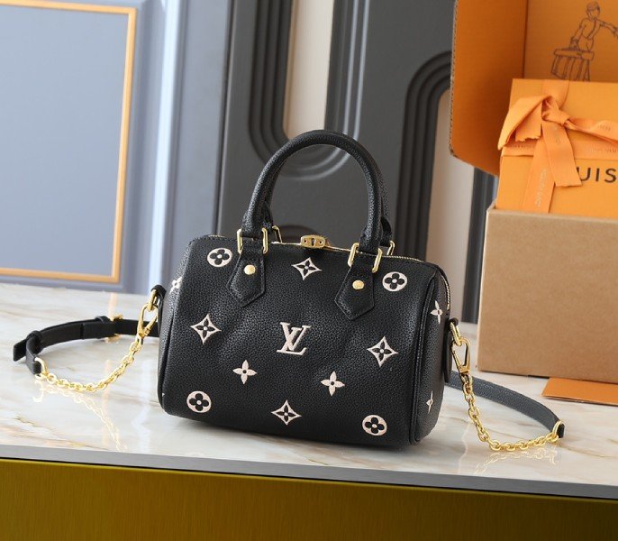 Replica Speedy 20 Eden in Black – A Detailed Look at the Iconic Louis Vuitton-Inspired Mini Bag cover image