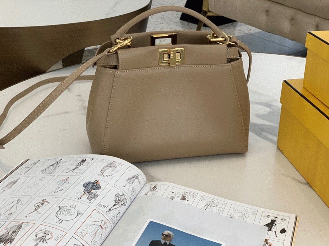 Reference image illustrating Replica Fendi Peekaboo Mini Bag in Dove Grey Nappa Leather – A Style Icon Reimagined