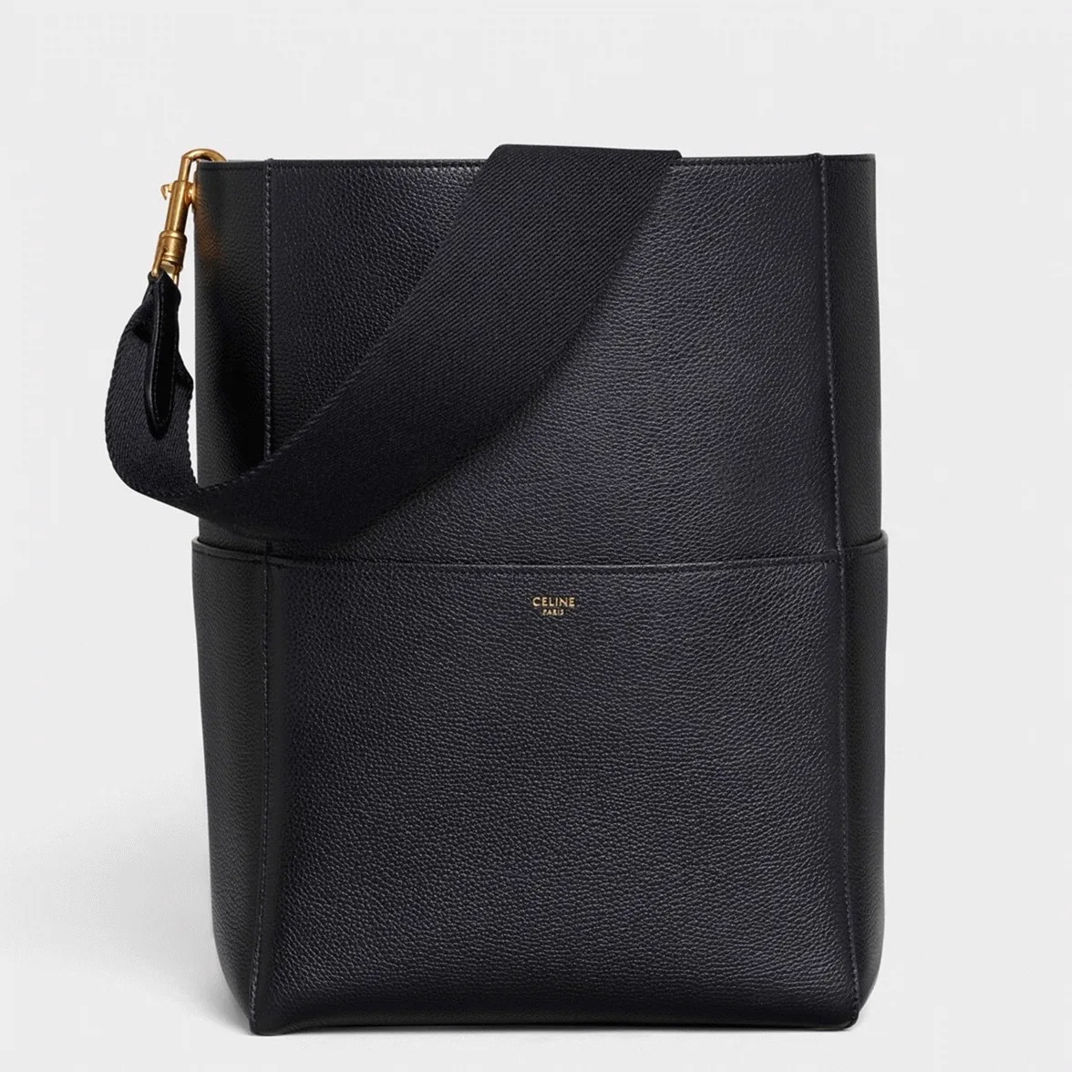Replica Celine Sangle Bucket Bag in Black Grained Calfskin – A Detailed Style Guide cover image