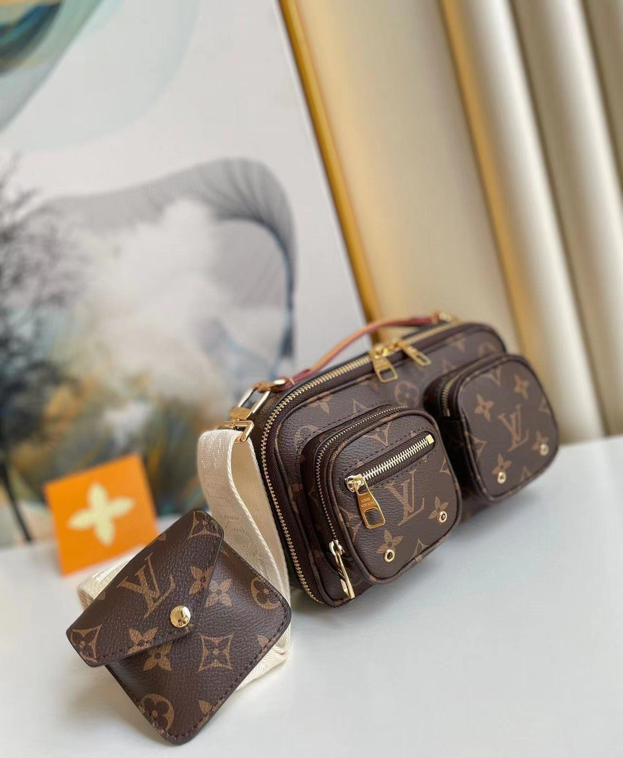 Reference image illustrating Replica Utility Crossbody Bag Inspired by Louis Vuitton's Iconic Silhouette