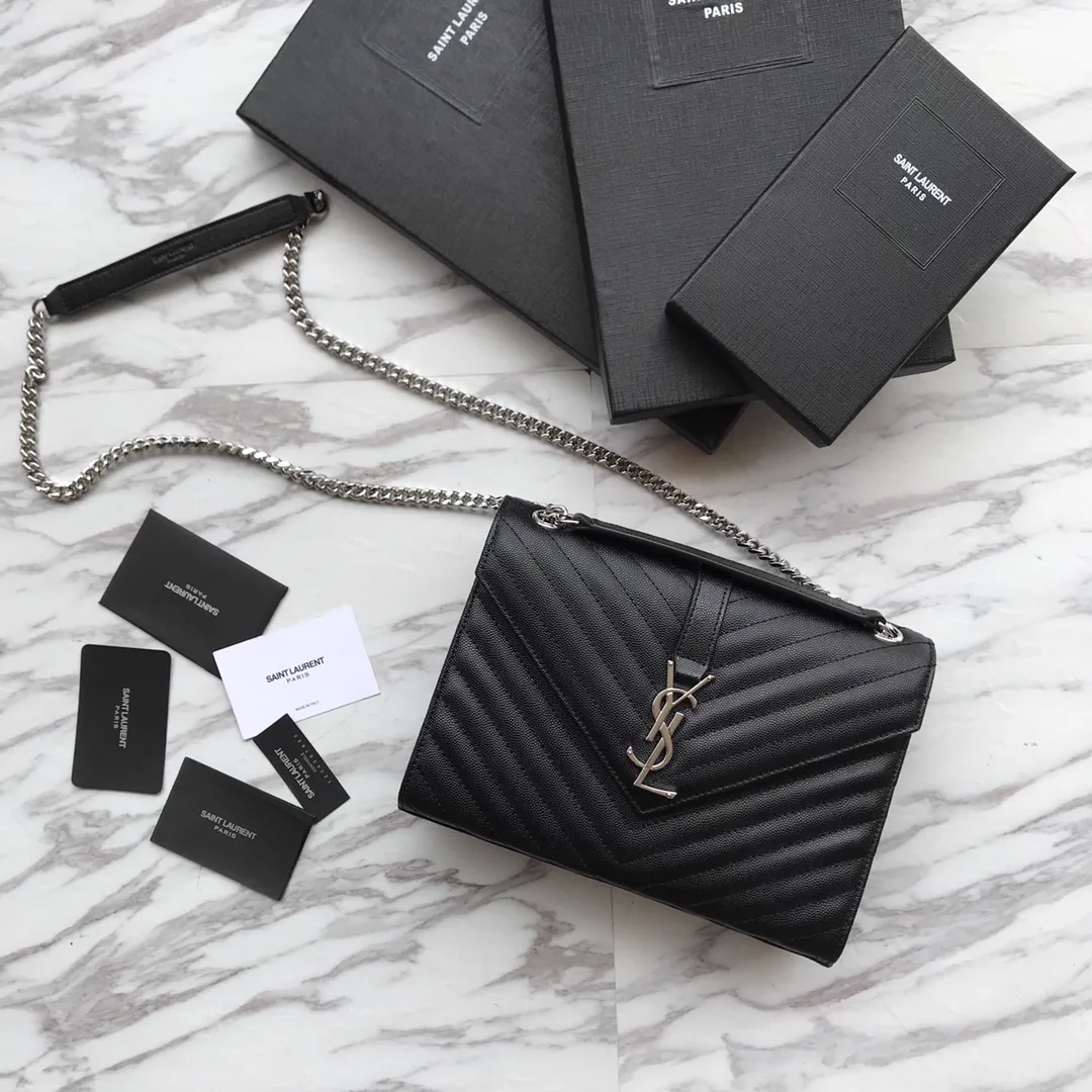 Reference image illustrating Replica YSL Le 5 À 7 Shoulder Bag in Smooth Leather – Timeless Design Inspired by Yves Saint Laurent