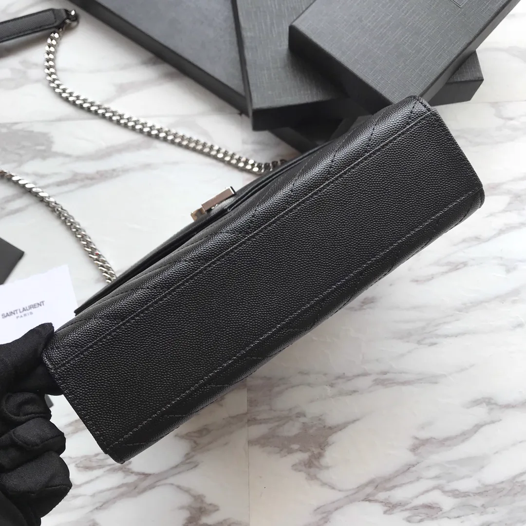 Reference image illustrating Replica YSL Le 5 À 7 Shoulder Bag in Smooth Leather – Timeless Design Inspired by Yves Saint Laurent