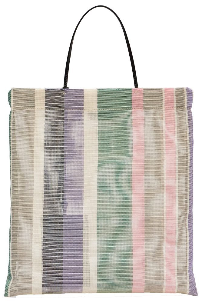 Reference image illustrating 15 Striped Handbags for Effortless Summer Style in 2026