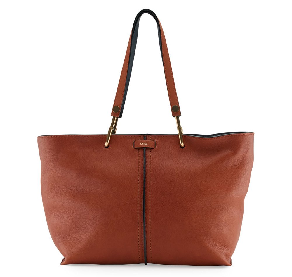 Reference image illustrating 17 Celebrity-Approved Luxury Tote Bags for Effortless Airport Style