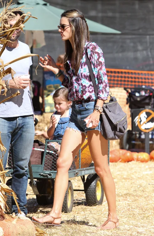 Reference image illustrating Alessandra Ambrosio’s Givenchy Pandora Satchel Steals the Show at a Pumpkin Patch