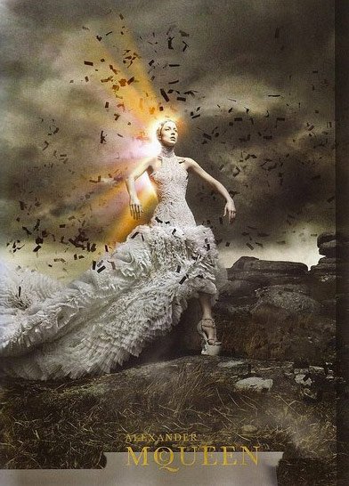 Alexander McQueen Fall 2011 Campaign Dress: A Masterpiece of Couture Craftsmanship cover image