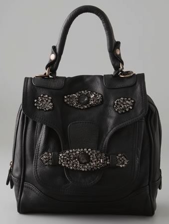 Antik Batik Small Swing Bag Review: Vintage Charm Meets Unexpected Proportions thumbnail