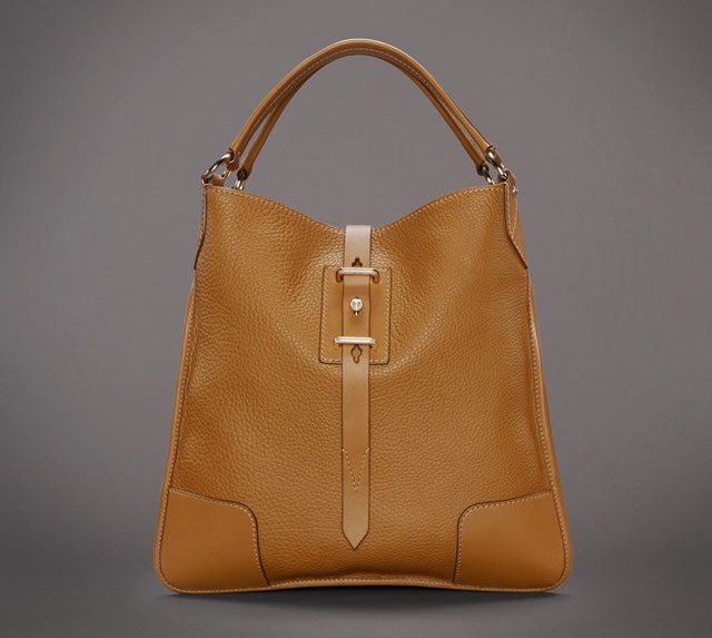 Reference image illustrating Belstaff Nottingham 38 Bag Review: A Timeless Hobo for Work and Weekend
