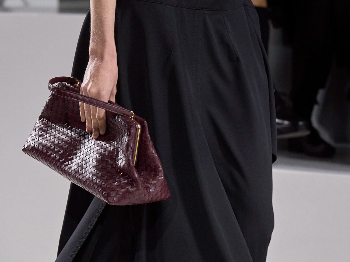 Bottega Veneta 1998 Bag Review: Why This Intrecciato Frame Bag Won Me Over cover image