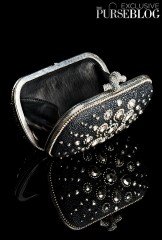 Reference image illustrating Bottega Veneta Nero Galuchat Knot Clutch: A Masterpiece of Stingray Skin and Handcrafted Studs