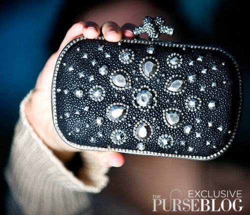 Reference image illustrating Bottega Veneta Nero Galuchat Knot Clutch: A Masterpiece of Stingray Skin and Handcrafted Studs