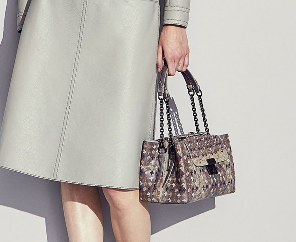 Reference image illustrating Bottega Veneta Pre-Fall 2017: Ladylike Silhouettes and Refined Proportions