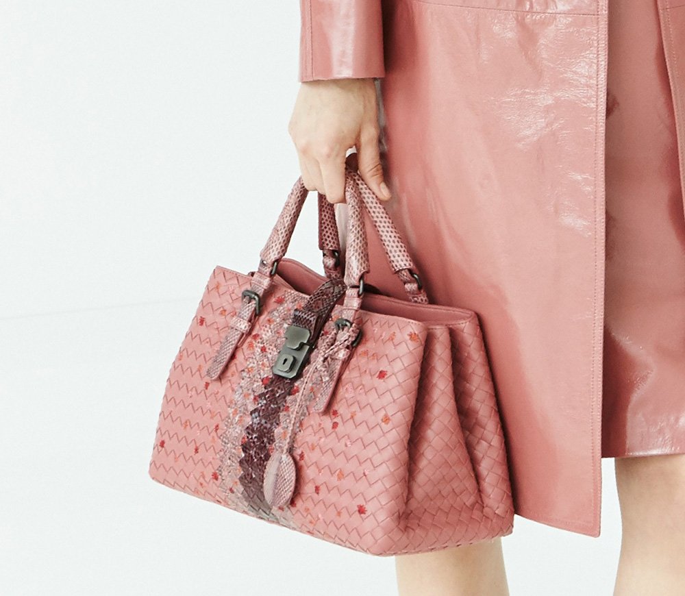 Reference image illustrating Bottega Veneta Resort 2017 Handbags: A Masterclass in Color, Texture and Intrecciato Leather