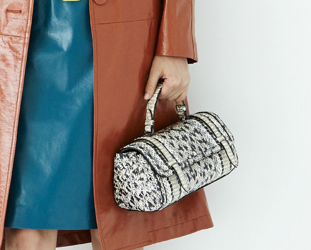 Reference image illustrating Bottega Veneta Resort 2017 Handbags: A Masterclass in Color, Texture and Intrecciato Leather