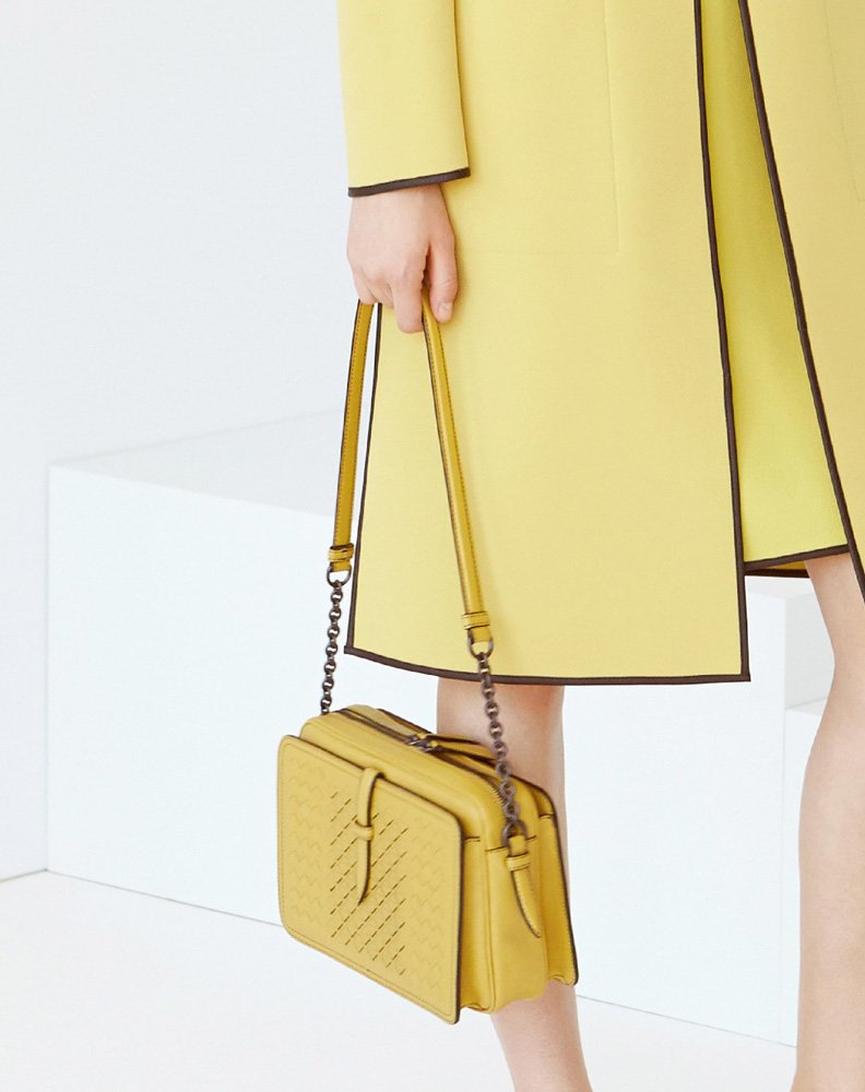 Reference image illustrating Bottega Veneta Resort 2017 Handbags: A Masterclass in Color, Texture and Intrecciato Leather