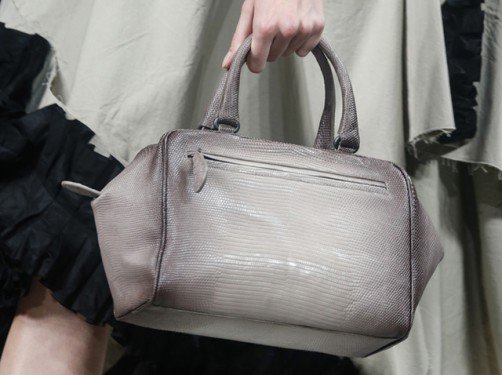 Bottega Veneta Spring 2014 Handbags: A Dark, Muted Turn for the Season thumbnail