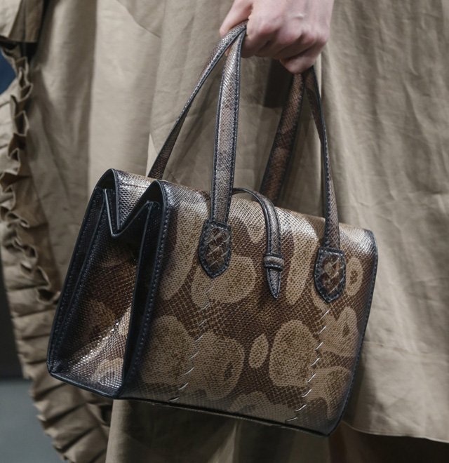 Reference image illustrating Bottega Veneta Spring 2014 Handbags: A Dark, Muted Turn for the Season