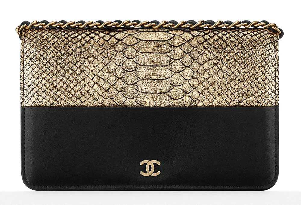 Reference image illustrating Chanel Pre-Collection Fall 2016 Small Leather Goods: Wallets, WOCs & More (Full Lookbook)