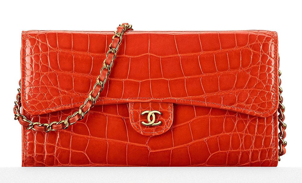 Reference image illustrating Chanel Pre-Collection Fall 2016 Small Leather Goods: Wallets, WOCs & More (Full Lookbook)