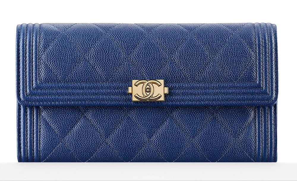 Reference image illustrating Chanel Pre-Collection Fall 2016 Small Leather Goods: Wallets, WOCs & More (Full Lookbook)