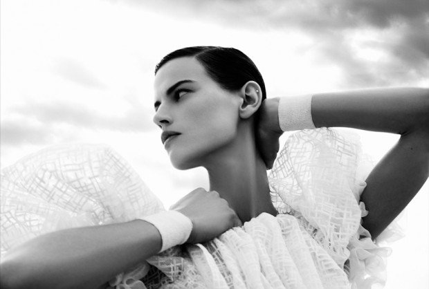 Reference image illustrating Chanel Spring-Summer 2012 Campaign: Karl Lagerfeld’s Black-and-White Vision of Elegance and Athleticism