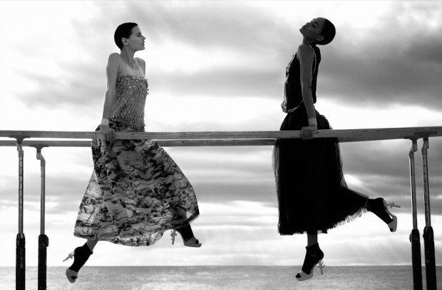 Reference image illustrating Chanel Spring-Summer 2012 Campaign: Karl Lagerfeld’s Black-and-White Vision of Elegance and Athleticism