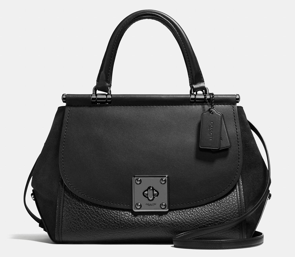 Reference image illustrating Coach Drifter Bag Review: Top Handle vs Carryall – A Detailed Look at Coach’s New Fall Essential