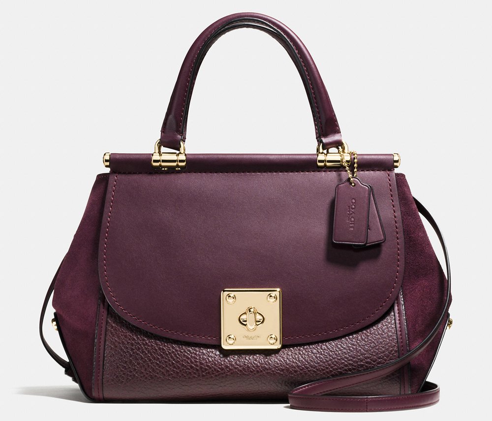 Reference image illustrating Coach Drifter Bag Review: Top Handle vs Carryall – A Detailed Look at Coach’s New Fall Essential