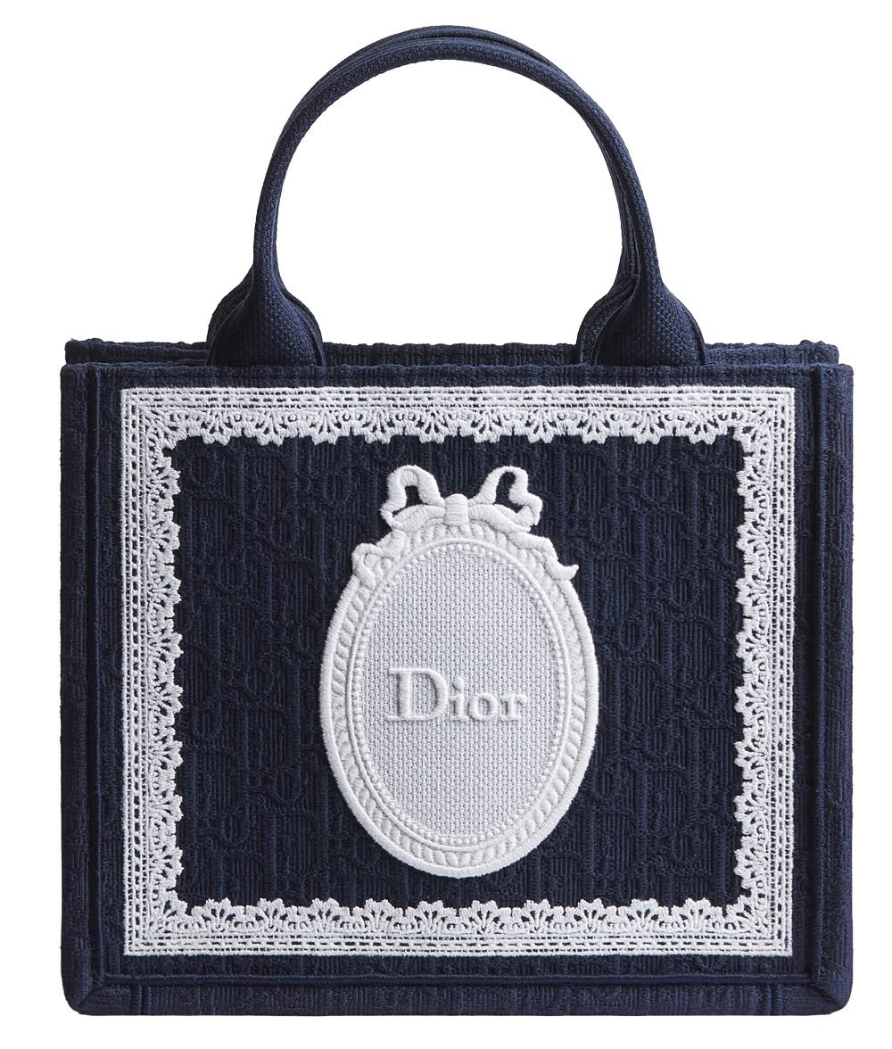 Reference image illustrating Dior Médaillon Collection: Jonathan Anderson’s Archival Motif Takes Center Stage