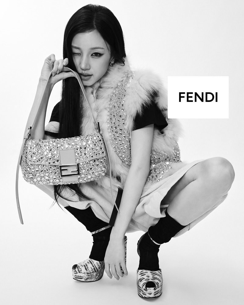 Reference image illustrating Fendi Baguette Original 26424 Returns: Maria Grazia Chiuri Revives the Icon for Fall 2026