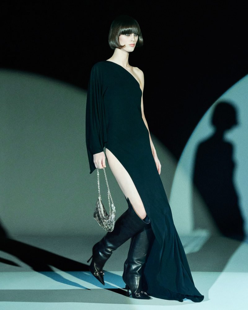 Reference image illustrating Gucci’s New Chainmail Evening Bags Channel ’90s Tom Ford Edge