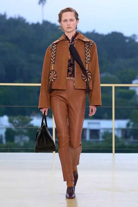 Reference image illustrating Hermès Resort 2027 Bags: Kelly Clutch, Sac Mallette, and the Art of Reinvention